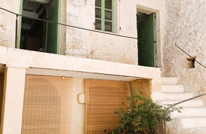 Maison de Village avec patio central — photo 5