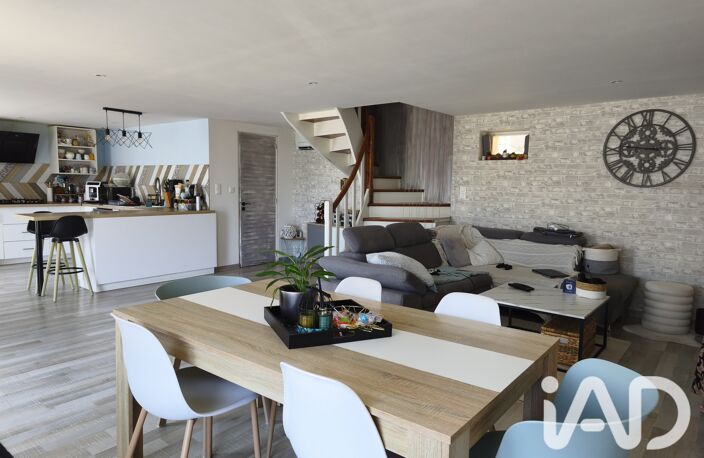 Vente Maison de village 4 pièces — photo 2