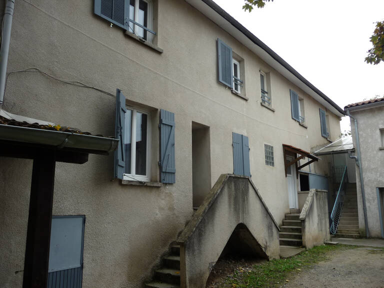 UNE EXCLUSIVITE LE TUC MONTBRISON IMMEUBLE DE RAPPORT — photo 1