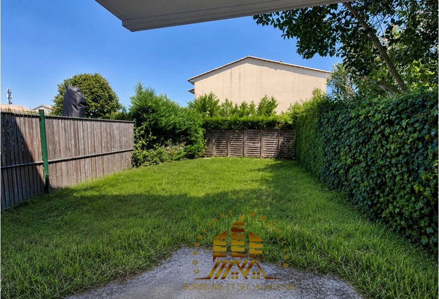 Maison d’environ 86 m² avec 3 chambres et jardin – Centre Fargues-Saint-Hilaire (33370) — photo 1
