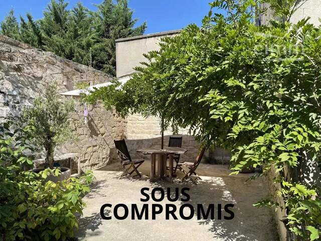 Calme, lumière et beaux volumes pour cette maison esprit loft — photo du bien