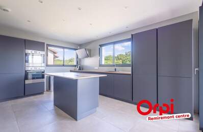 MAISON CONTEMPORAINE – TERRASSE BOIS – GRAND JARDIN — photo du bien
