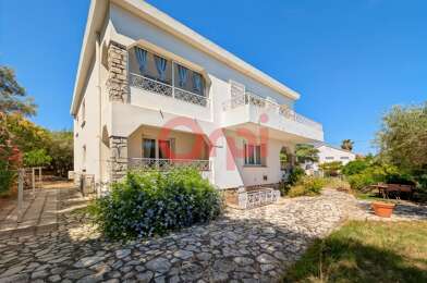 Maison 8 pièces 748800 €