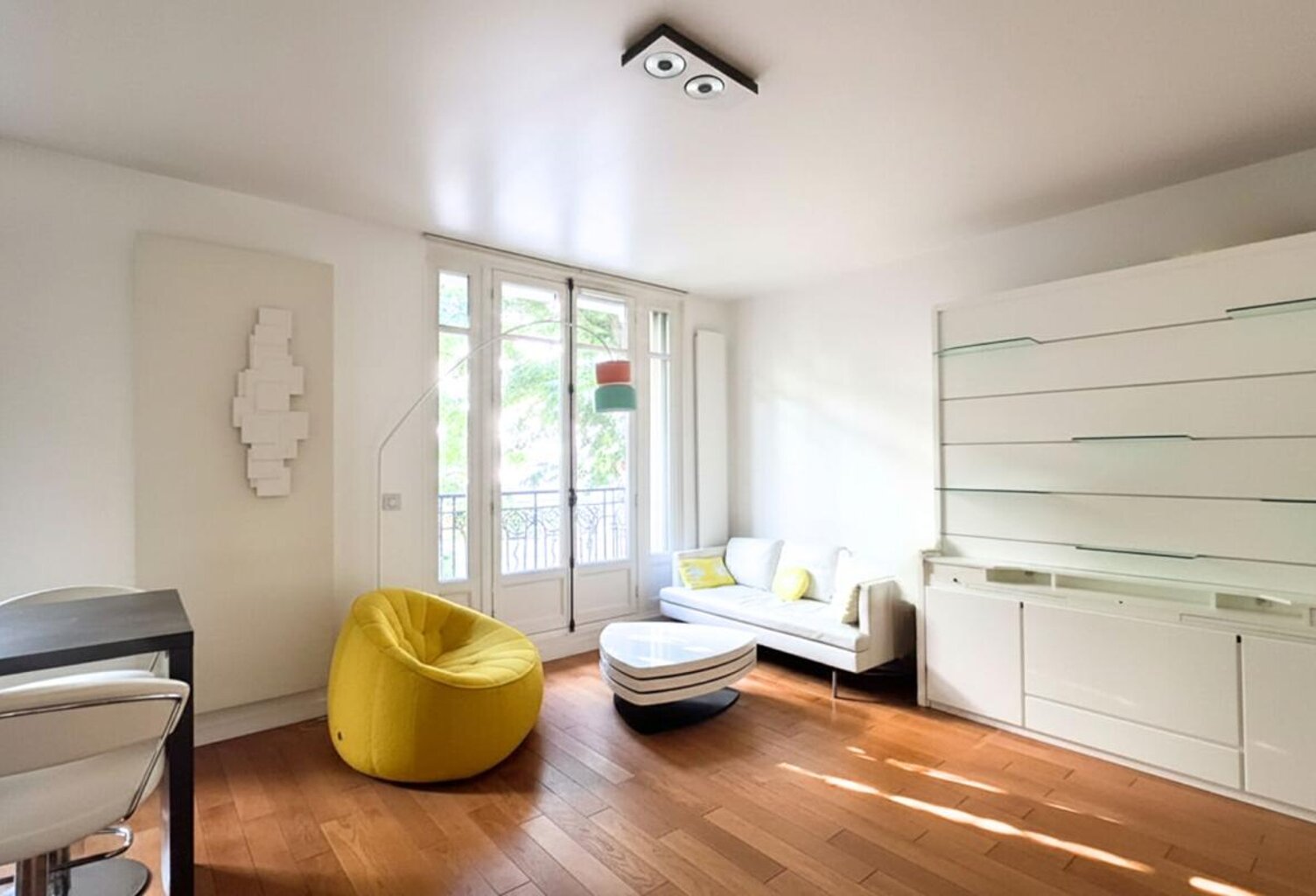 Grand studio haut de gamme 31.46 m2 Arsenal Paris IVe — photo 1