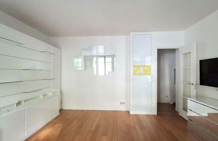 Grand studio haut de gamme 31.46 m2 Arsenal Paris IVe — photo 4