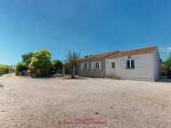 Garéoult – Maison de plain-pied 167m² utiles avec studio indépendant, piscine, double garage de 35 m², terrain arboré — photo 2