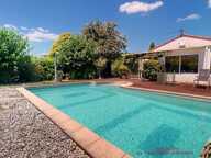 Garéoult – Maison de plain-pied 167m² utiles avec studio indépendant, piscine, double garage de 35 m², terrain arboré — photo 4