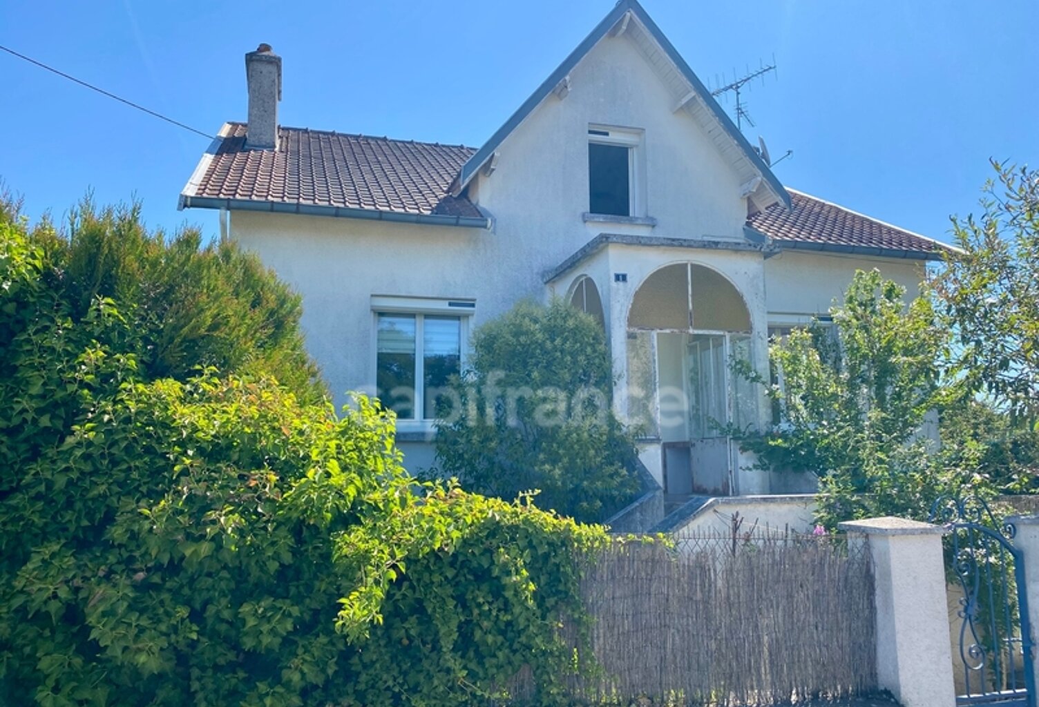 Maison à vendre 7 pièces  () — photo 1