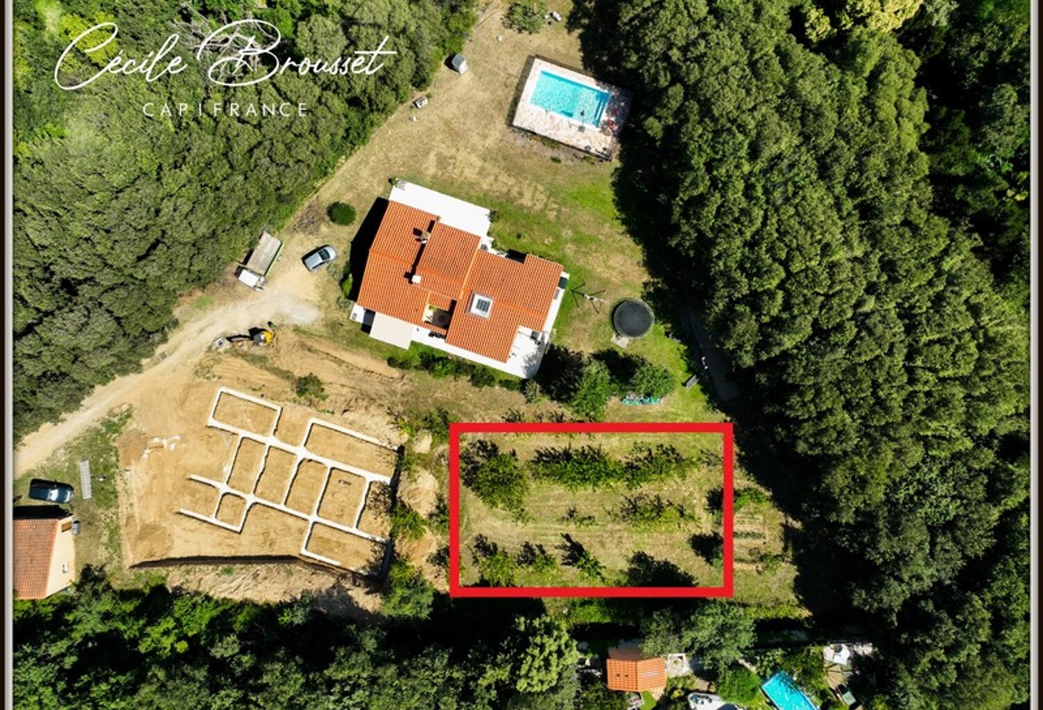 Terrain constructible de 1 027 m² – Quartier recherché de Céret — photo 1