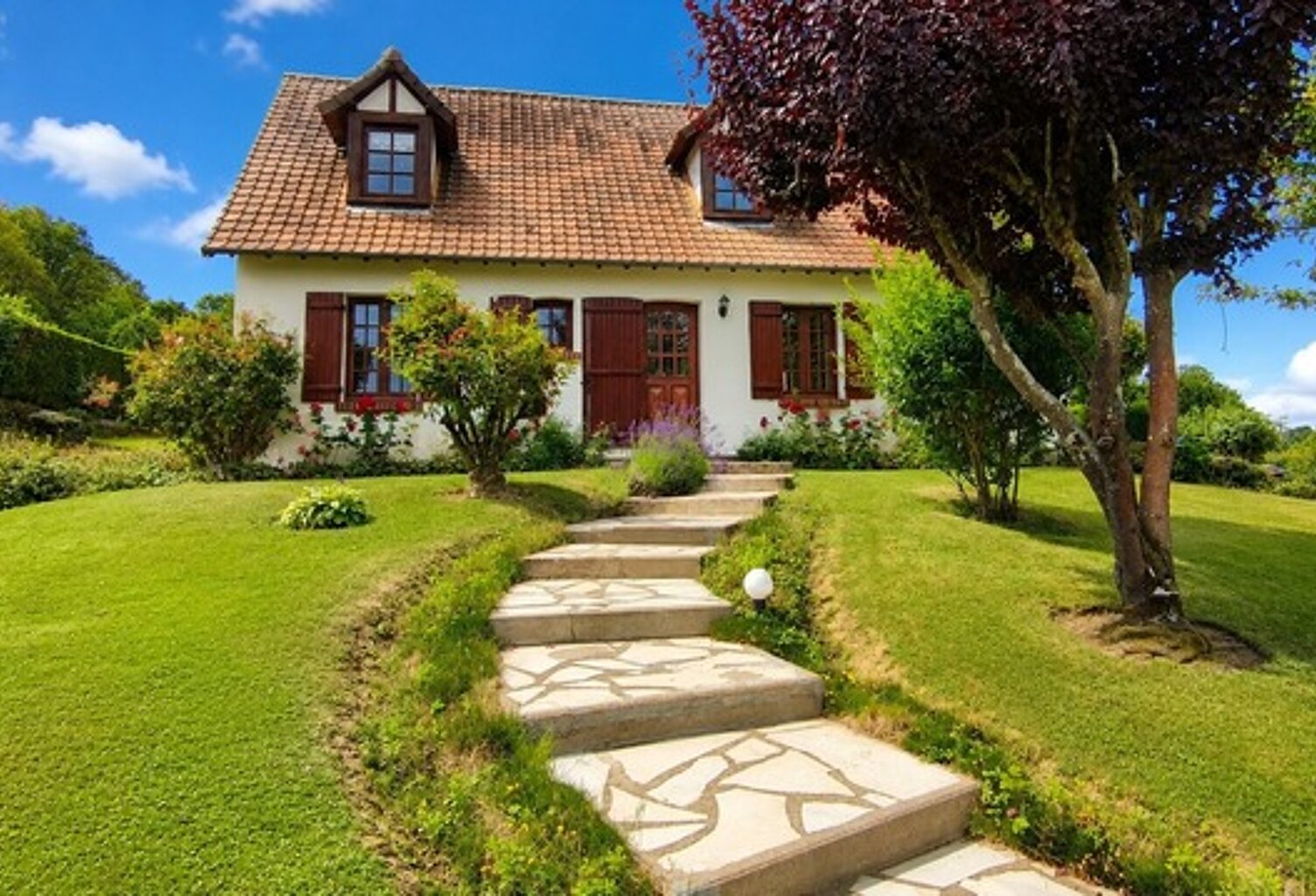 Coup de cœur assuré ! Élégante maison familiale de 122,5 m² sur un magnifique terrain arboré de 1 146 m² – Rainvillers — photo 1
