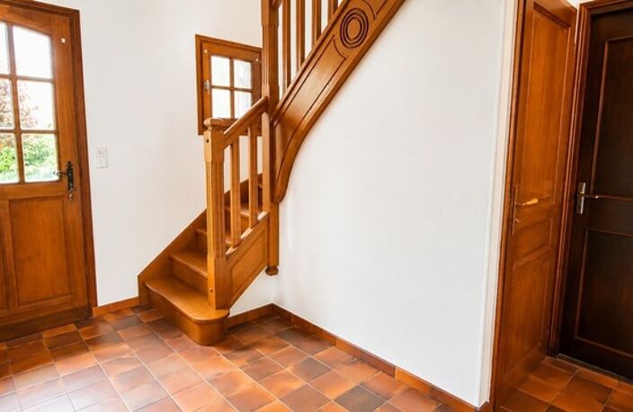 Coup de cœur assuré ! Élégante maison familiale de 122,5 m² sur un magnifique terrain arboré de 1 146 m² – Rainvillers — photo 4