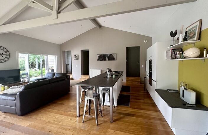 Maison à vendre 6 pièces MARTIGNAS SUR JALLE (33) — photo 3