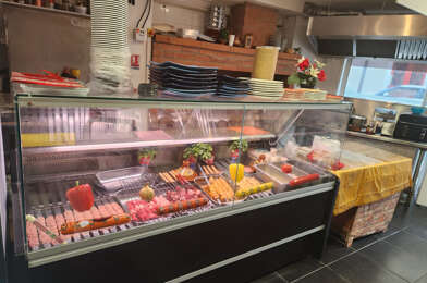 Commerce 2 pièces 48500 €