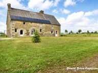 À vendre – Demeure historique en pierre d'environ 260 m² sur 2 hectares – Lapenty (50), à proximité de Saint-Hilaire-du-Harcouët — photo 2