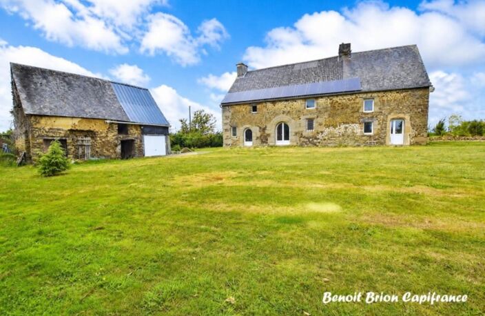 À vendre – Demeure historique en pierre d'environ 260 m² sur 2 hectares – Lapenty (50), à proximité de Saint-Hilaire-du-Harcouët — photo 3