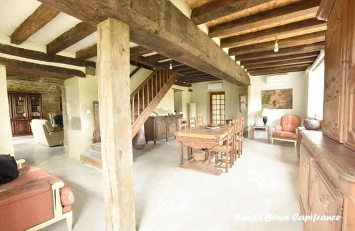 À vendre – Demeure historique en pierre d'environ 260 m² sur 2 hectares – Lapenty (50), à proximité de Saint-Hilaire-du-Harcouët — photo 4