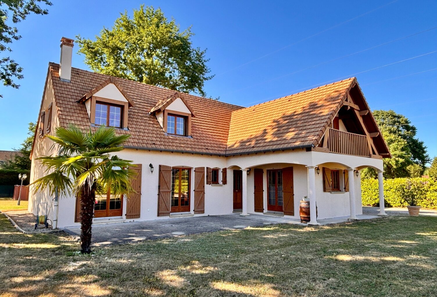 DRACY-LE-FORT 71460 - Maison de 167 m² - 3-4 chambres - Terrain clos de 1500 m² - Double garage — photo 1