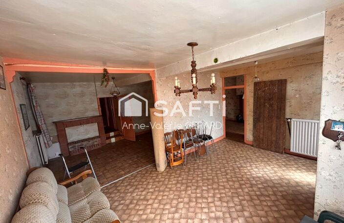 Maison de bourg ,128 m² avec garage et courette — photo 2