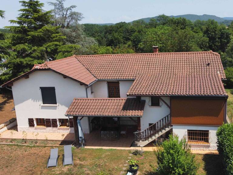 Maison Individuelle de 208m2 habitables 6 chambres terrain 810m2 — photo 1