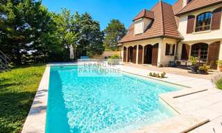 Maison 9 Pièces 203 m² à vendre à Diémoz (38790)