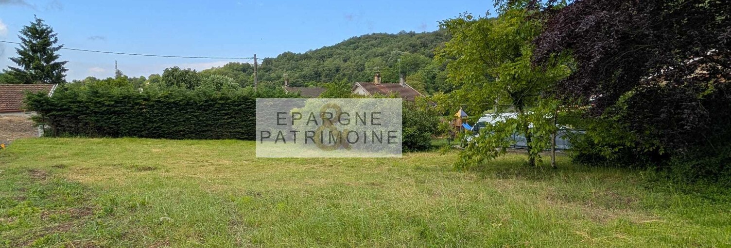 Terrain  711 m² à vendre à Panossas (38460)