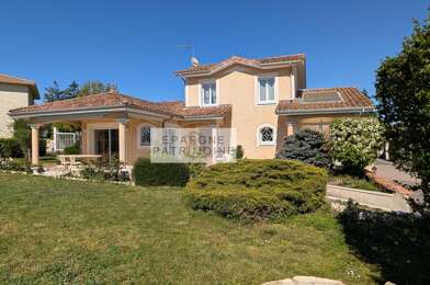 Maison 5 pièces 449000 €