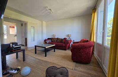 Appartement à vendre Décines-Charpieu — photo du bien