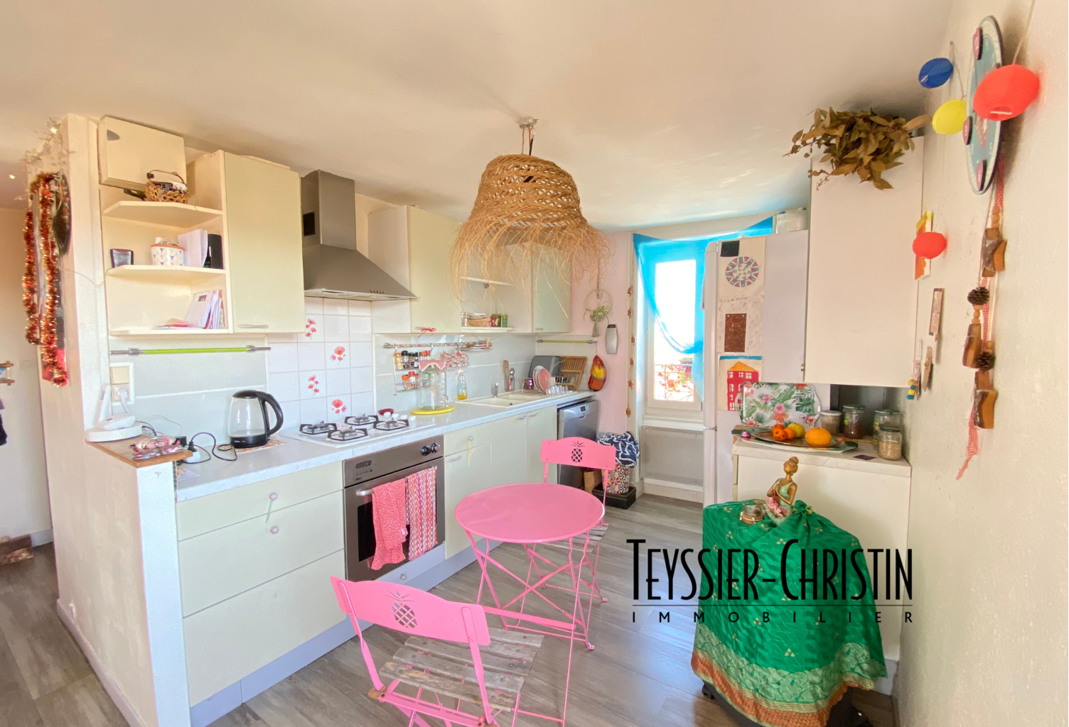 T2 au coeur du village — photo 1