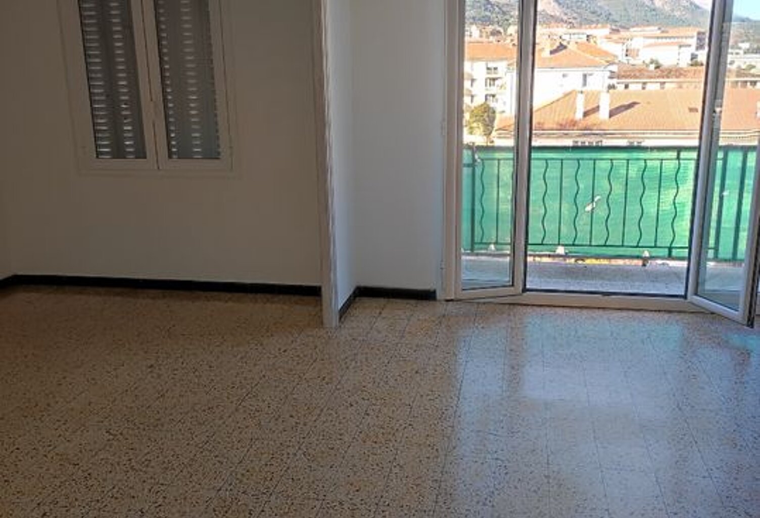 Appartement de 80m2 à louer sur Corte — photo 1