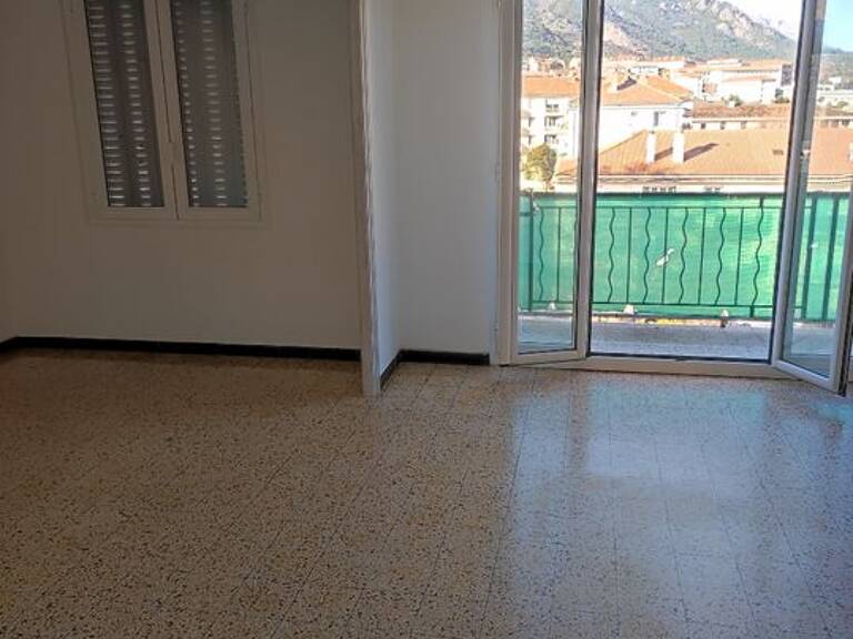 Appartement de 80m2 à louer sur Corte — photo 1