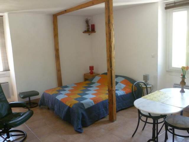 Studio de 25m2 à louer sur Saint-Florent-sur-Auzonnet — photo du bien