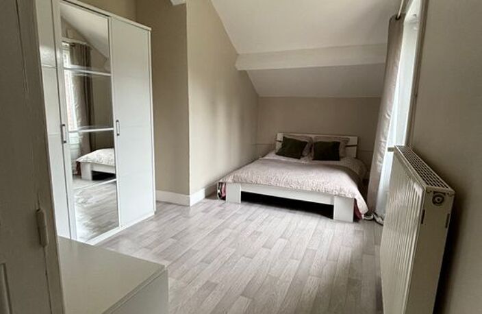 Appartement de 102m2 à louer sur Le Chambon-Feugerolles — photo 3