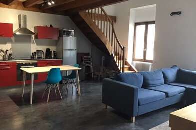 Appartement 4 pièces 880 €