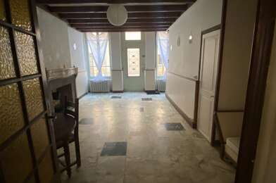 Maison 5 pièces 690 €