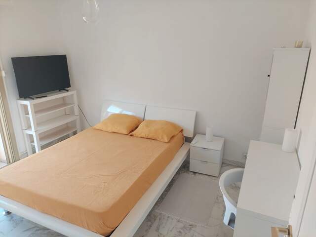 Chambre de 12m2 à louer sur Antibes — photo du bien