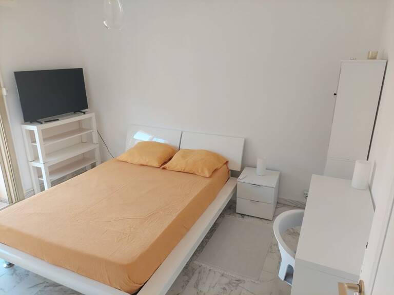Chambre de 12m2 à louer sur Antibes — photo 1