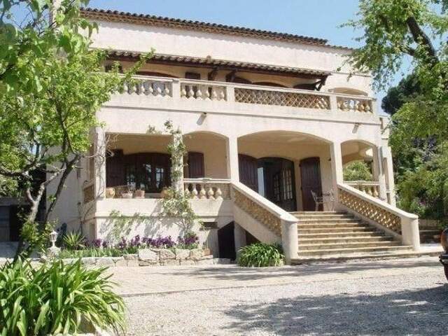 Chambre de 16m2 à louer sur Antibes — photo du bien