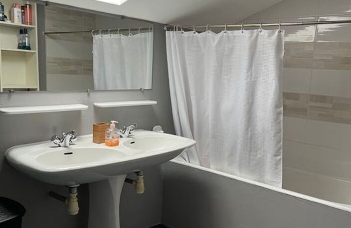 Chambre de 16m2 à louer sur Amendeuix-Oneix — photo 5
