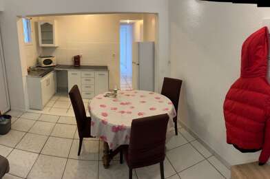 Appartement 3 pièces 790 €
