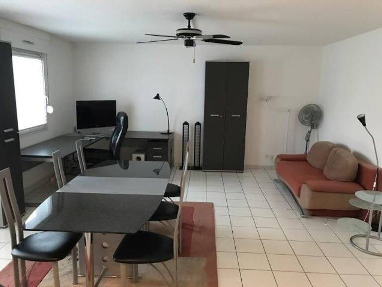 Appartement de 60m2 à louer sur Saint-Louis — photo 1