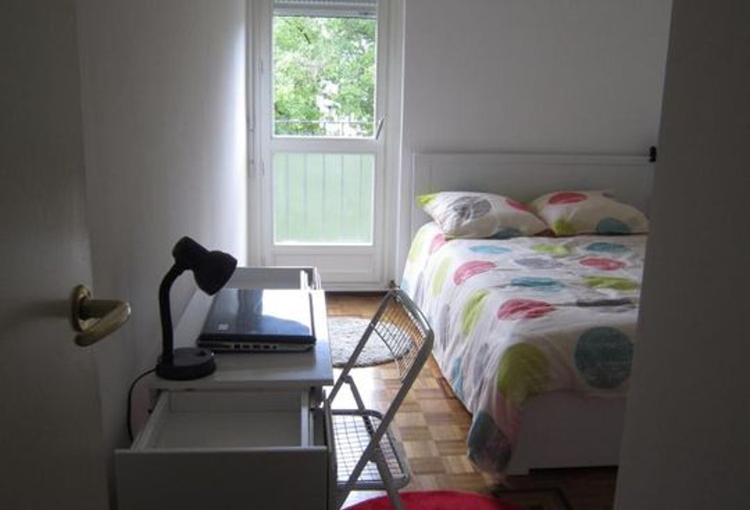 Chambre de 10m2 à louer sur Écully — photo 1