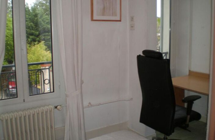 Chambre de 15m2 à louer sur Fontainebleau — photo 2