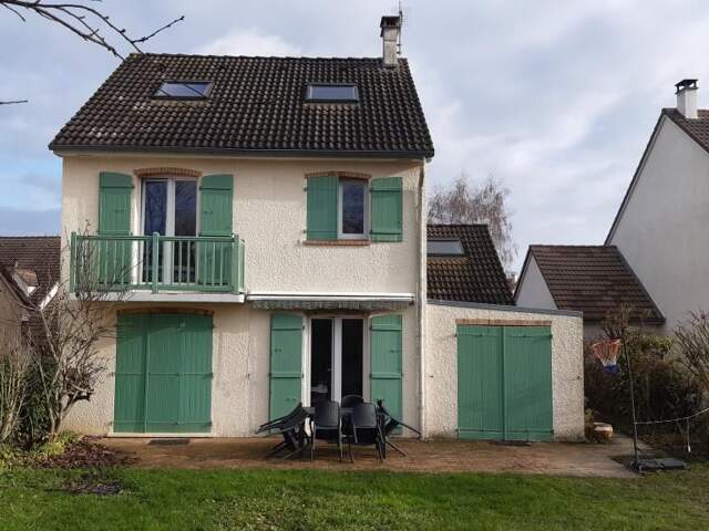 Chambre de 12m2 à louer sur Saint-Germain-en-Laye — photo du bien
