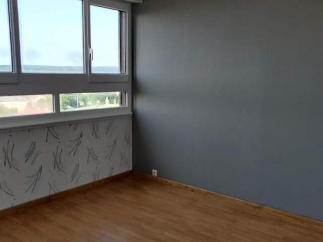 Appartement de 80m2 à louer sur Charleville-Mézières — photo du bien