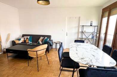 Appartement 5 pièces 950 €