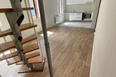 Appartement 4 pièces 730 €
