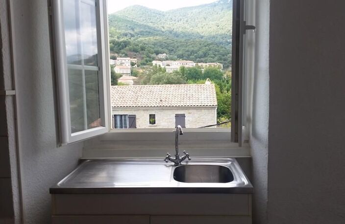 Appartement de 63m2 à louer sur Santa-Maria-Siché — photo 3