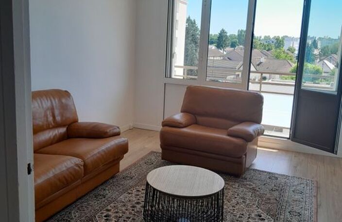 Appartement de 70m2 à louer sur Bois-d'Arcy — photo 2