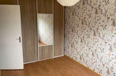 Appartement 3 pièces 890 €