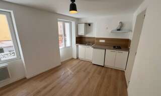Appartement 1 Pièce 19 m² à louer à Le Luc (83340)